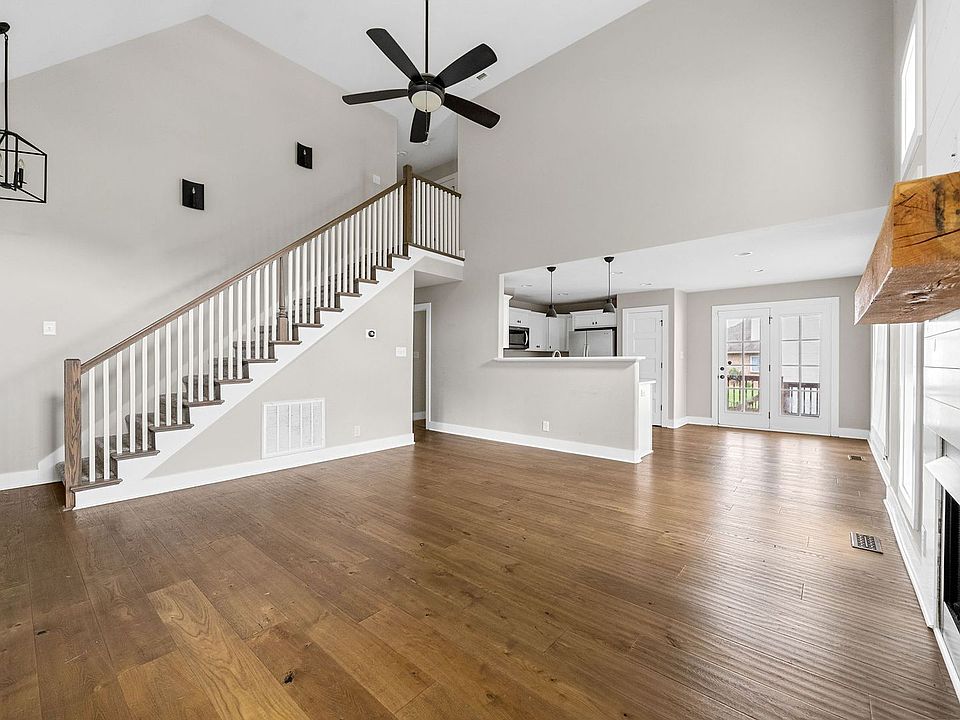 1st image of 646 Appomattox Ct