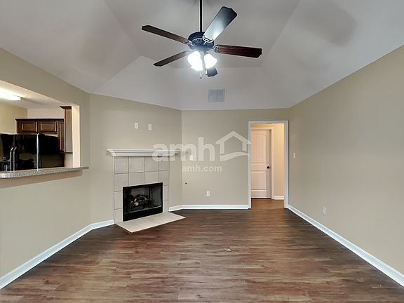 4th image of 10066 Mill Hill Ave