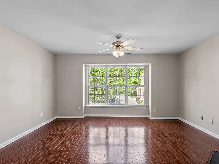 10028 Blackwell Dr — Photo 12