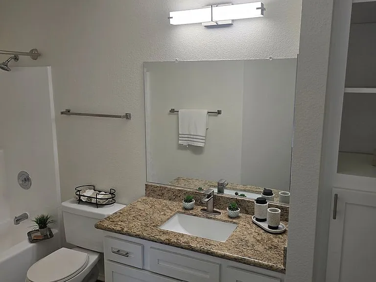 Waterstone Alta Loma Apartments — Photo 58