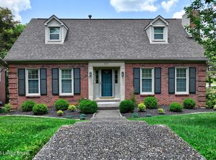 6011 Windsong Ct, Windy Hills, KY 40207