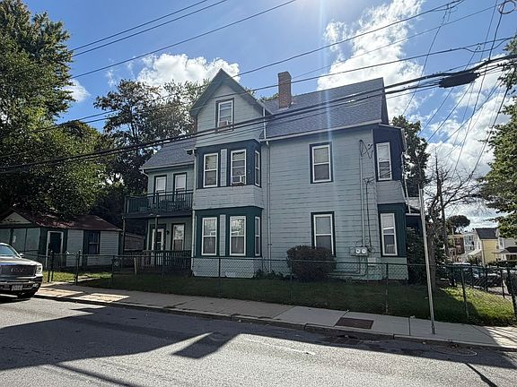 3rd image of 50 Nelson St