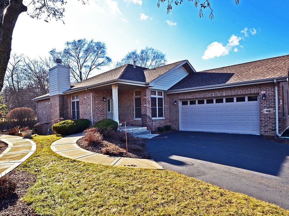Ranch Townhome with Finished Lookout Basement