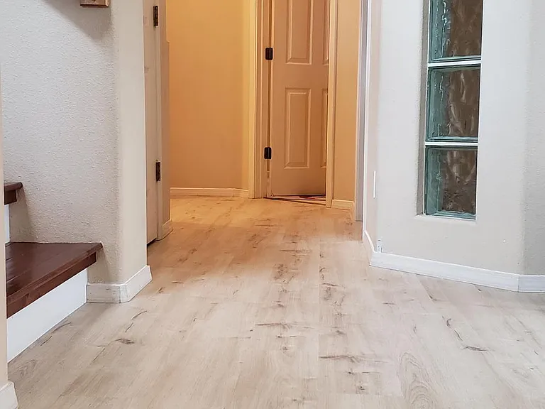 8401 Vina Del Sol Dr NE — Photo 8