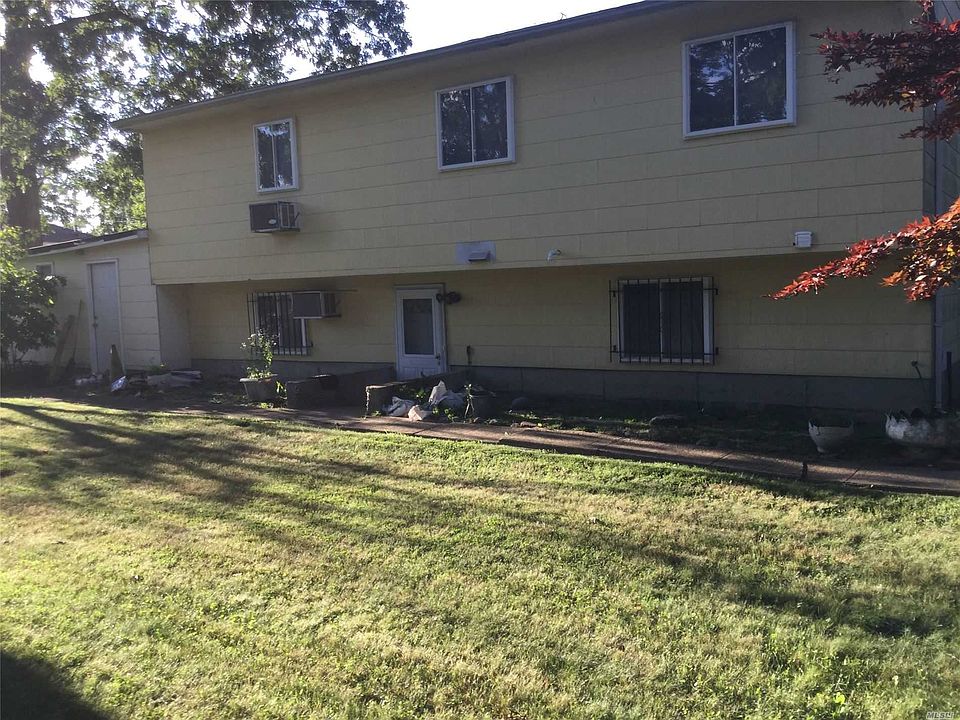 2nd image of 264 44th St