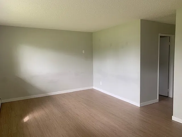 9502 99th Ave #2 — Photo 3
