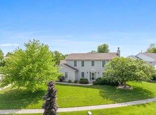 3113 Monterey Rd, Bloomington, IL 61704