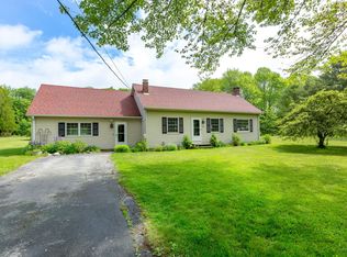 208 Medomak Rd, Bremen, ME 04551