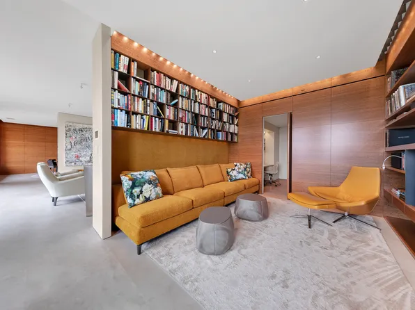 15 Central Park West image 8 of 23