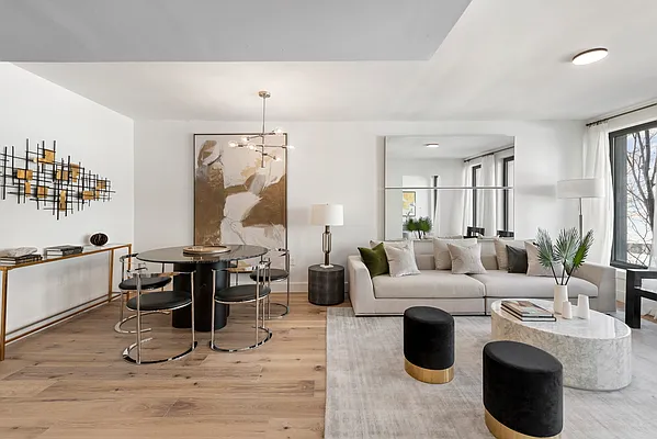 Sold by Nest Seekers International | media 16