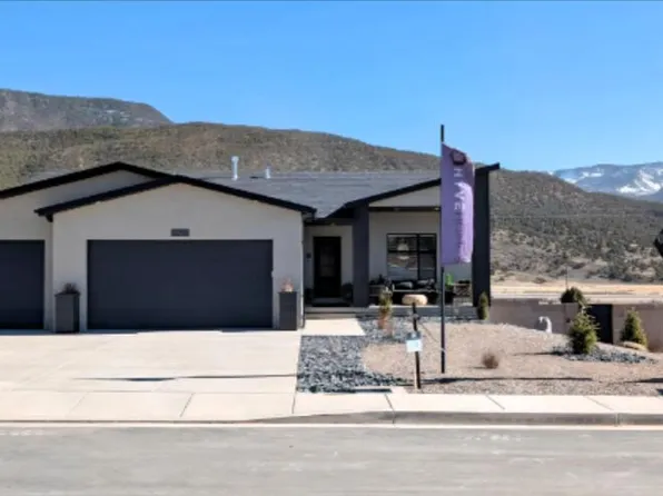 2529 W Black Sage Dr, Cedar City, UT 84720