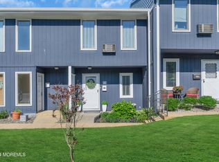 J-12 Twin Lights Ct, Highlands, NJ 07732