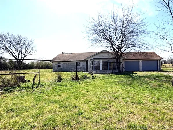 13076 Bramble St, Henryetta, OK 74437