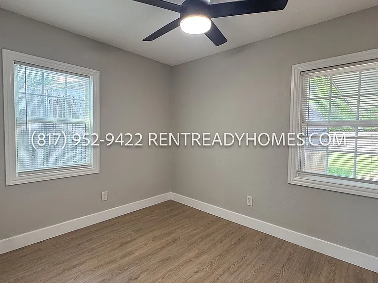 2613 Fairbrook St — Photo 28
