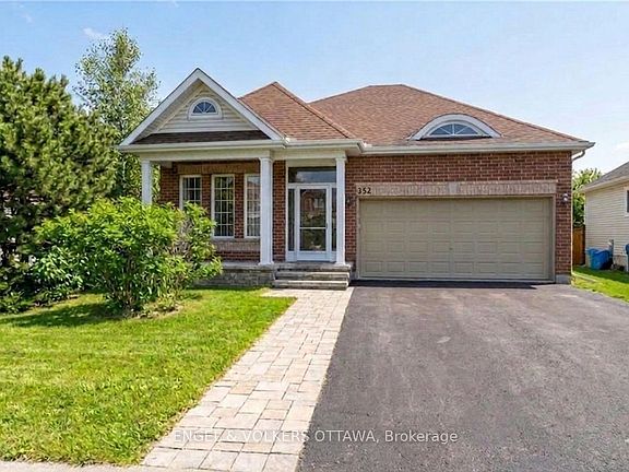 2nd image of 352 W Ridge Dr