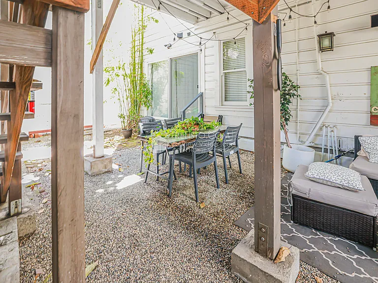1353 Minna St — Photo 11