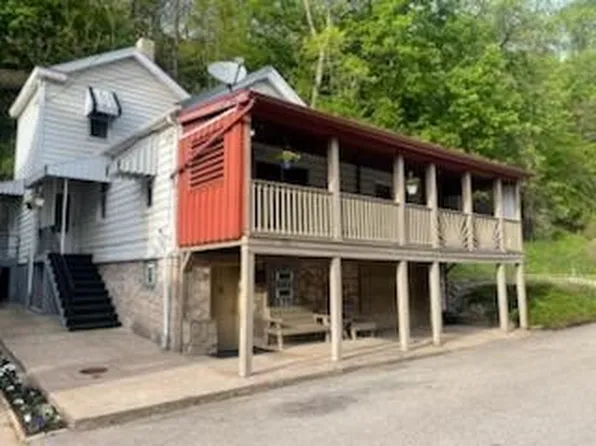 751 Naylor St, Pittsburgh, PA 15207