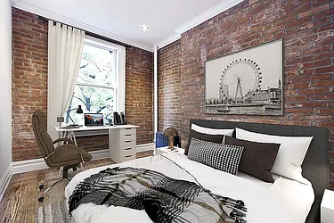 Rented by R New York