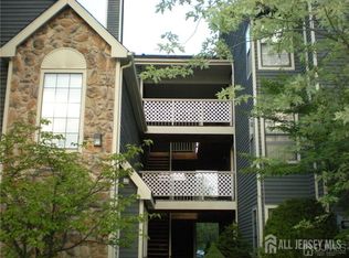 338 Cozzens Ct, East Brunswick, NJ 08816