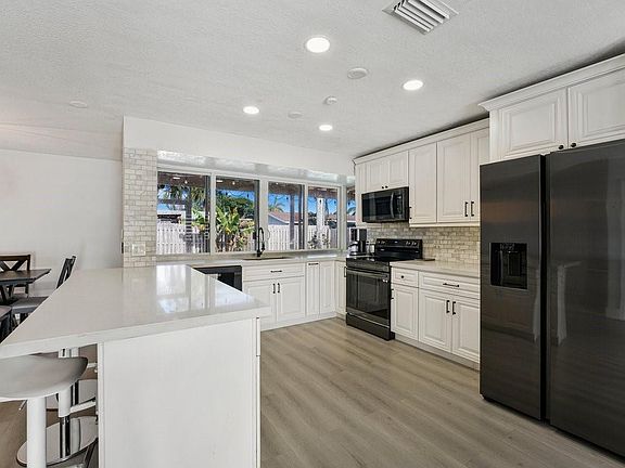 4th image of 9611 NW 24th Street