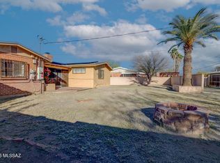 6260 E 2nd St, Tucson, AZ 85711