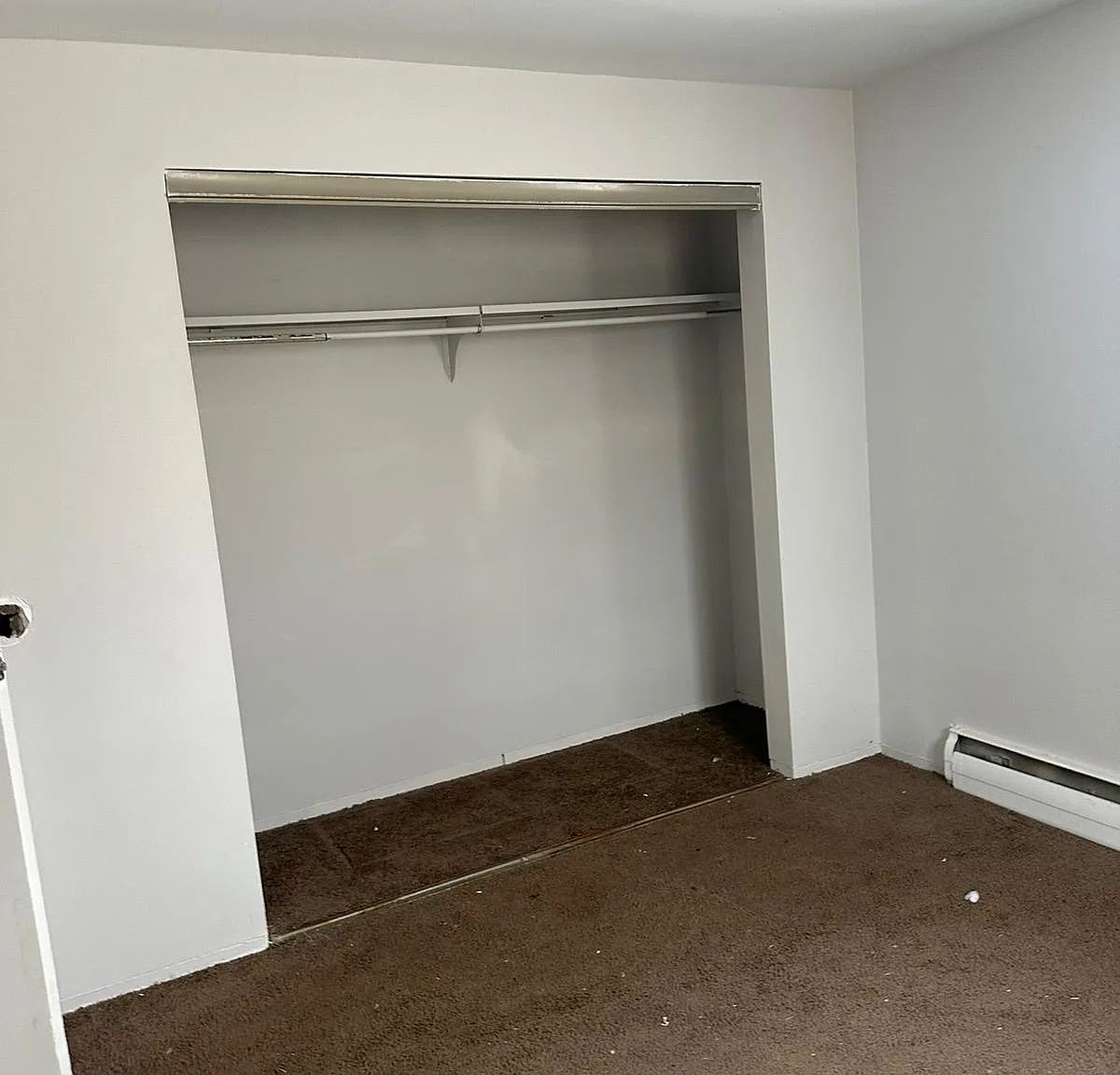Silverlake Apartments — Photo 3