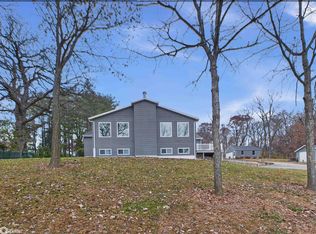1513 N State Highway 96, Hamilton, IL