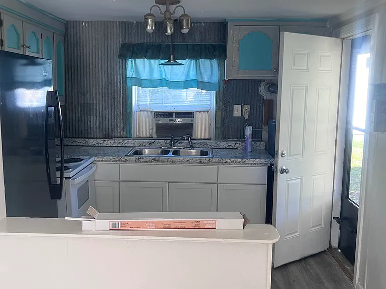 412 Summers Pl #B — Photo 3