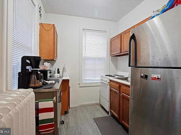 5th image of 300 Friedensburg Rd