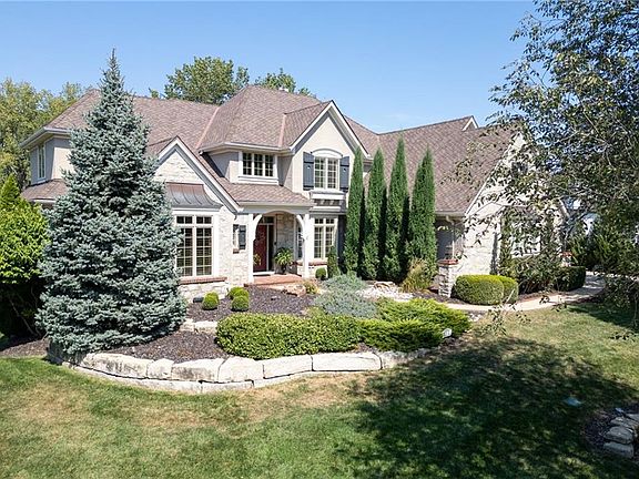 3rd image of 5804 Golden Bear Dr