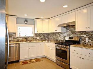 35 Canacum Rd, Weymouth, MA 02191