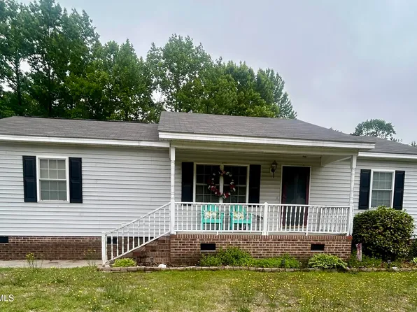 104 Chelsea Drive, Snow Hill, NC 28580