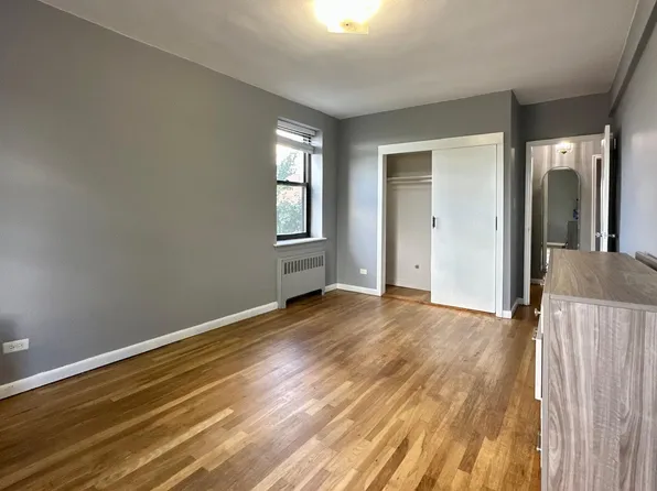 91-10 32nd Avenue image 15 of 20