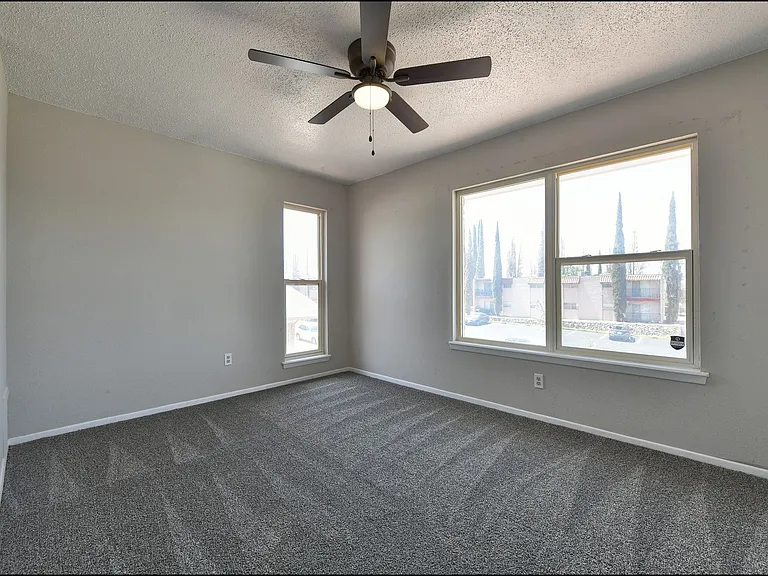 6913 Pamlico Dr — Photo 26