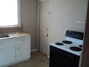 4th image of 243 N Fairview Dr NW