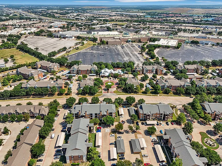 The Bluffs at Vista Ridge — Photo 41
