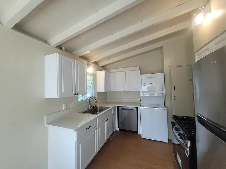 6625 Medora Dr — Photo 6