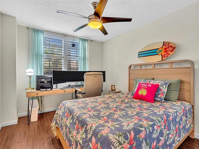 1801 N Flagler Dr #416 — Photo 31
