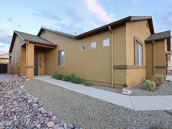 2nd image of 596 S Rowdy Ranch Road