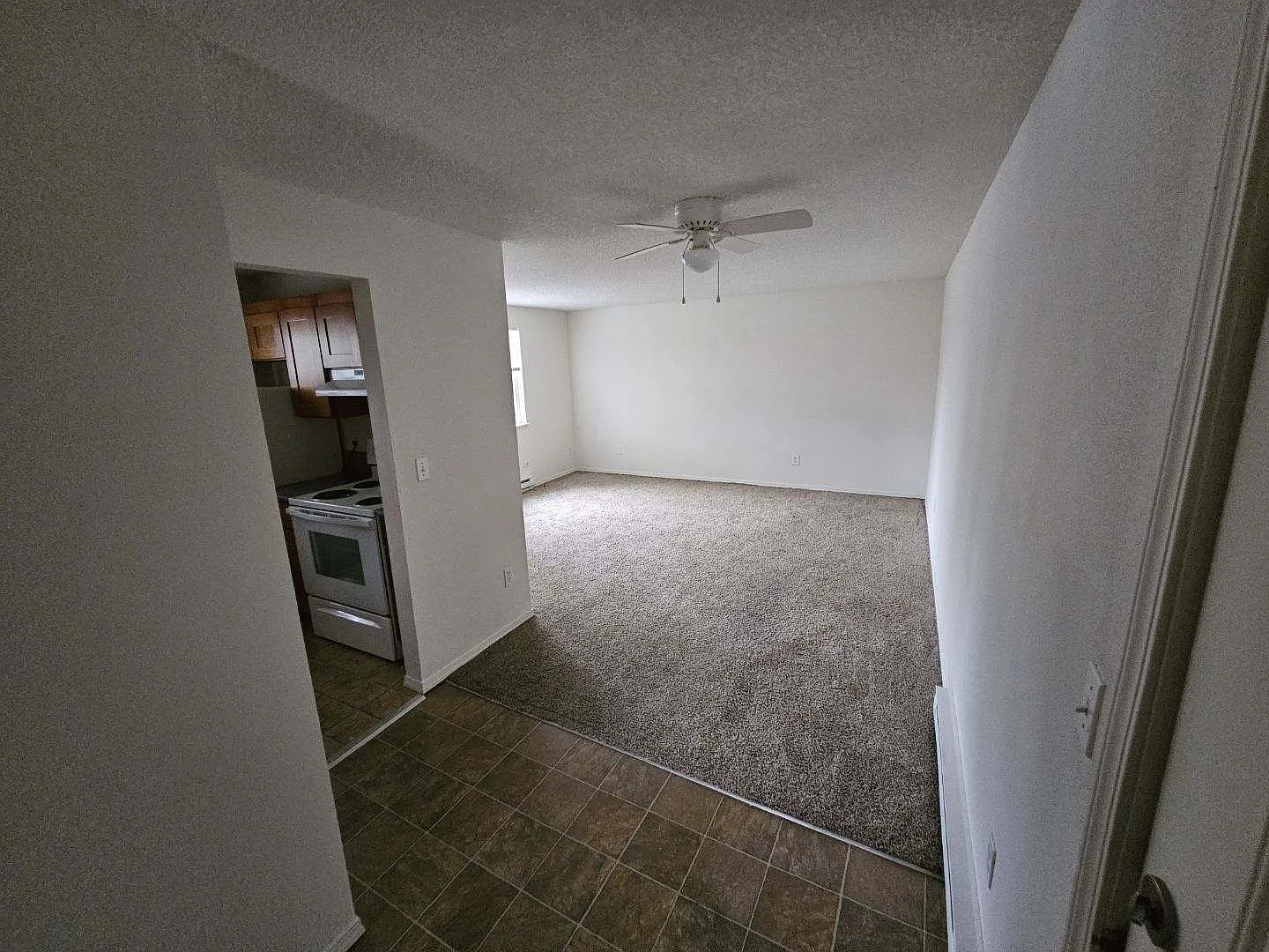 8231 NE Broadway St — Photo 1