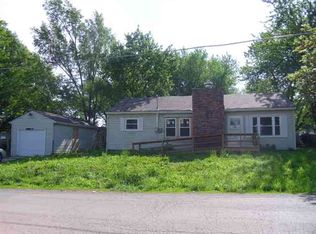 2114 SE Minnesota Ave, Topeka, KS 66605