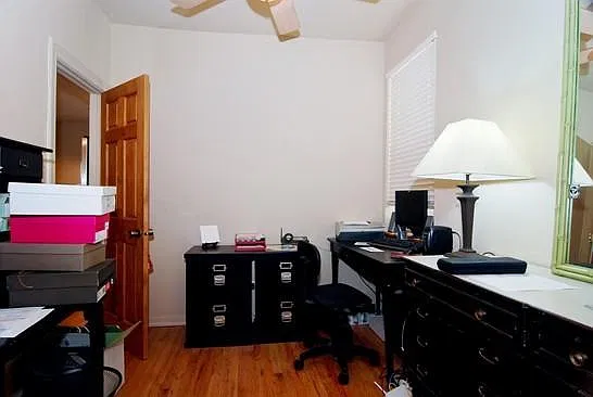 2 bed, 100 sqft, $2,100 — Photo 2
