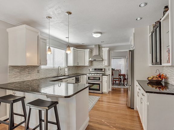 5th image of 11509 S Hickory Valley Dr