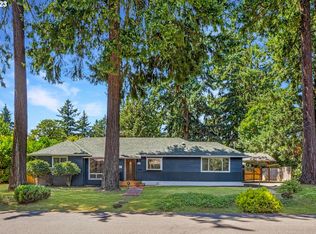 921 NE 111th Ave, Portland, OR 97220