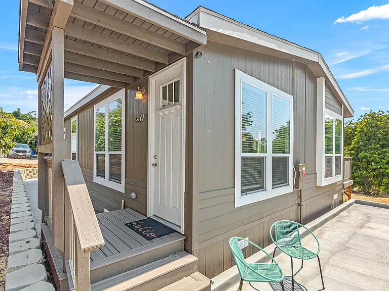 3877 Rogers Rd — Photo 26