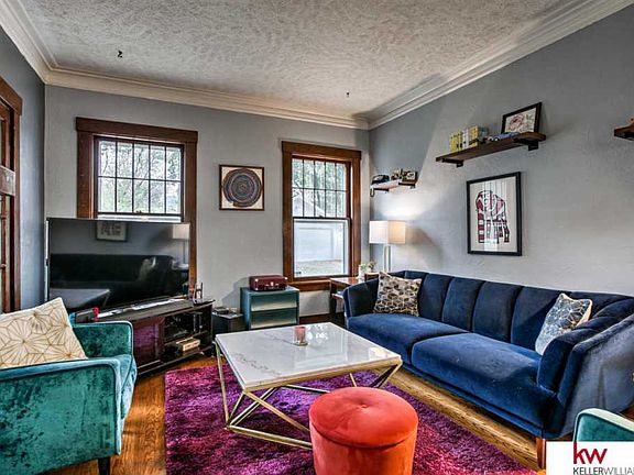 5th image of 5036 Lake St