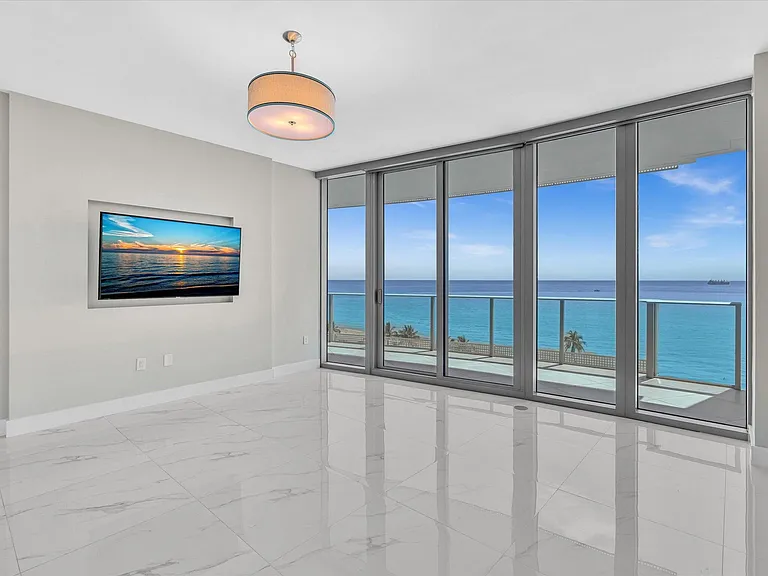 701 N Fort Lauderdale Beach Blvd #802 — Photo 37