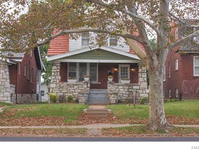 6011 S Grand Blvd, Saint Louis, MO, 63111