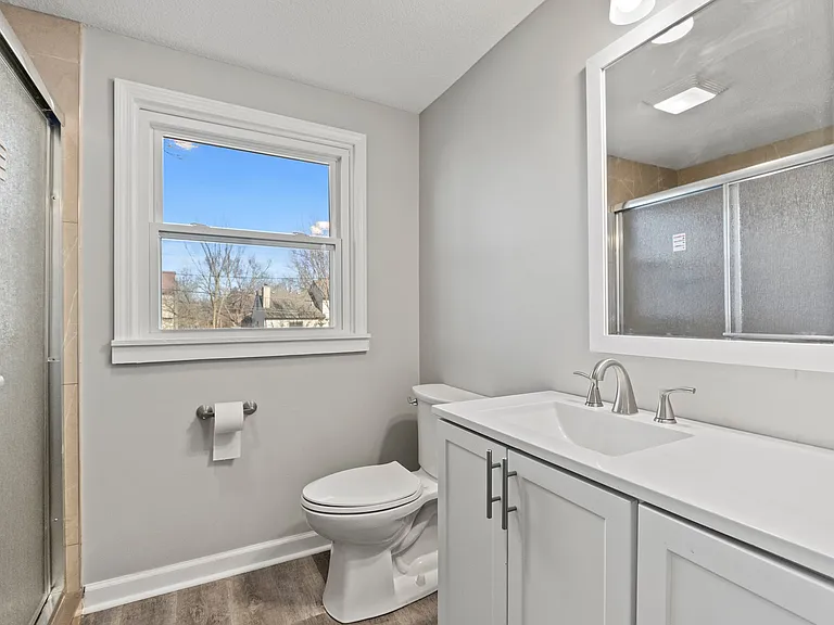 1514 W Dupont Rd — Photo 44
