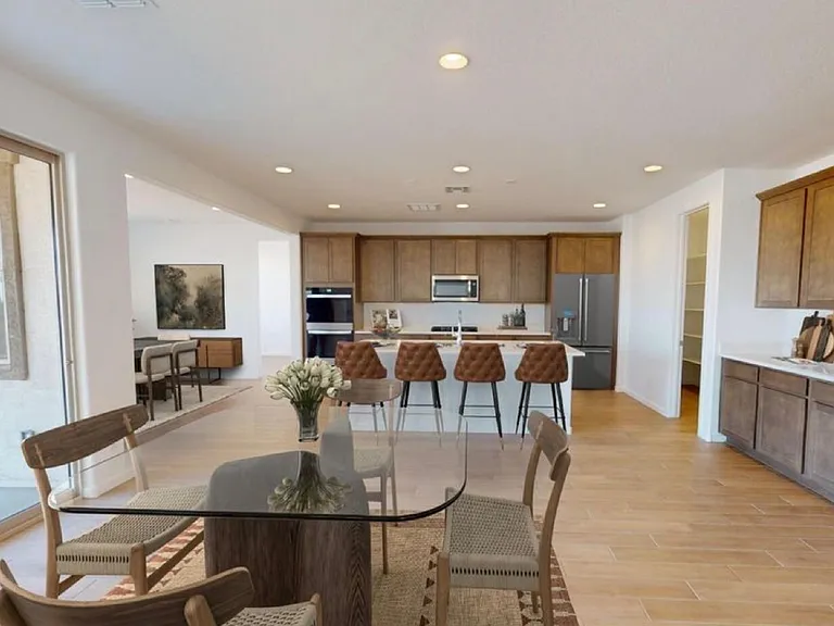 1255 W J Waltz Way — Photo 5